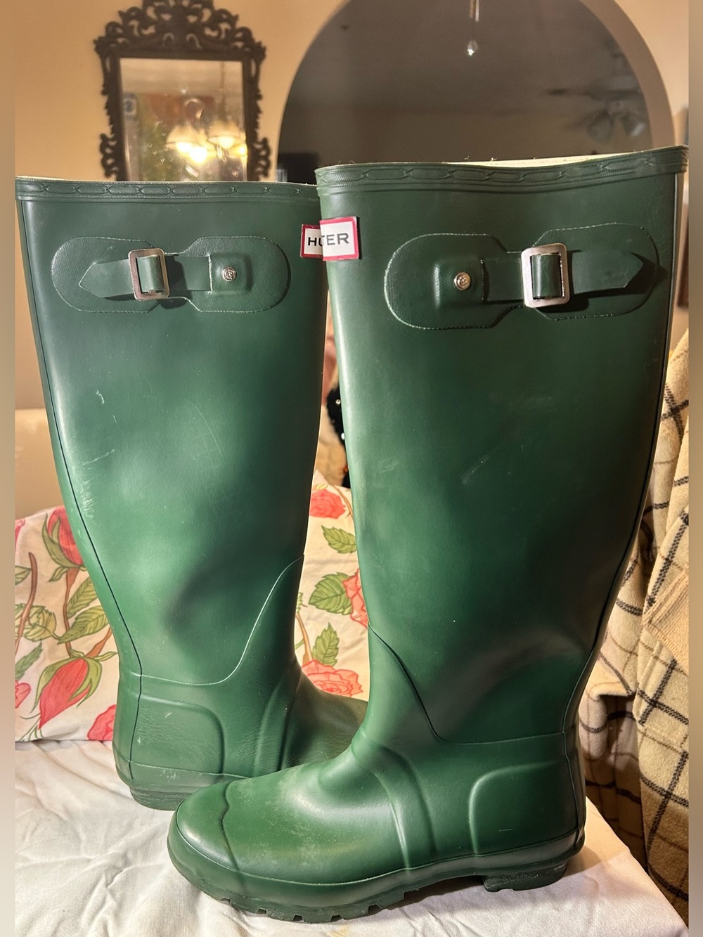 Hunter Original Tall Green
Waterproof Rubber Knee High
Rain Boots W US 8 /M US 7